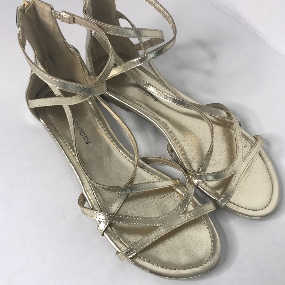 Chinese Laundry Gladiator style Gold sandals